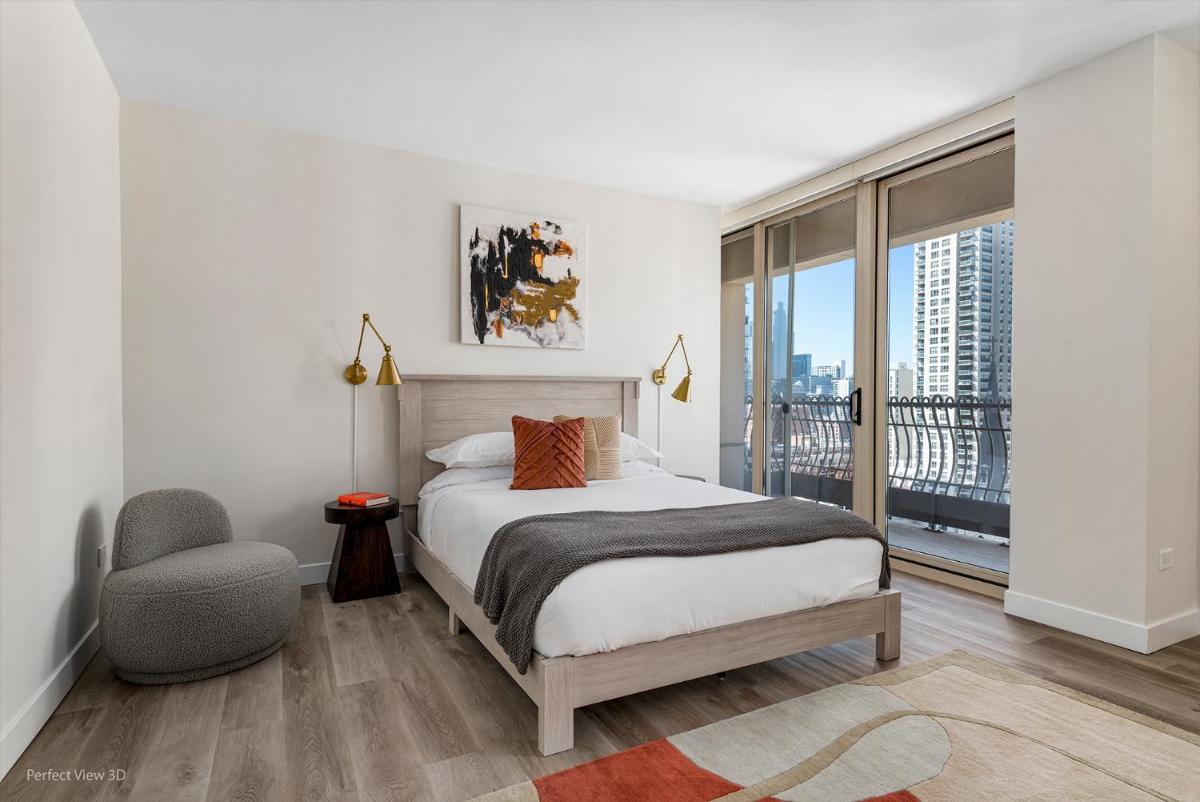 Fully Furnished Apts at The Mag mile -Cloud9 – 747