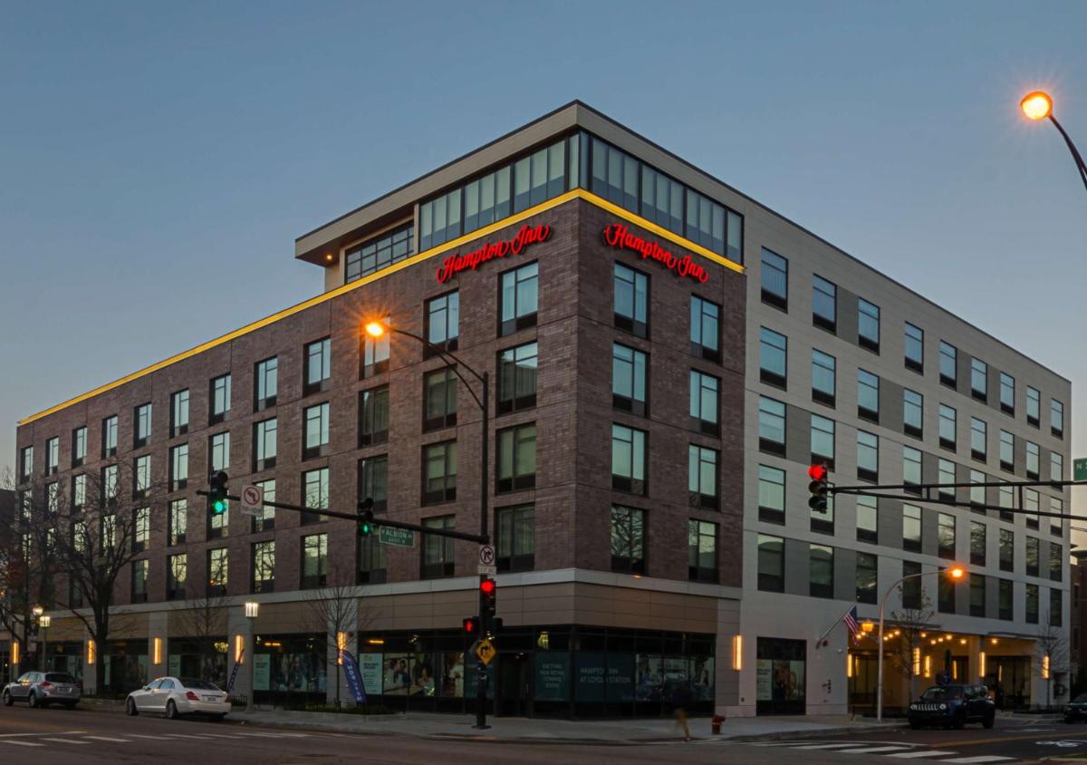 Hampton Inn Chicago North-Loyola Station, Il