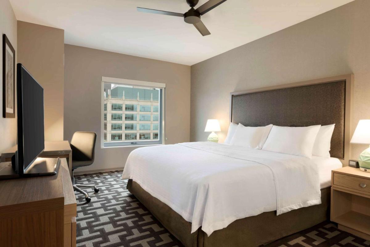 Homewood Suites by Hilton Chicago Downtown West Loop