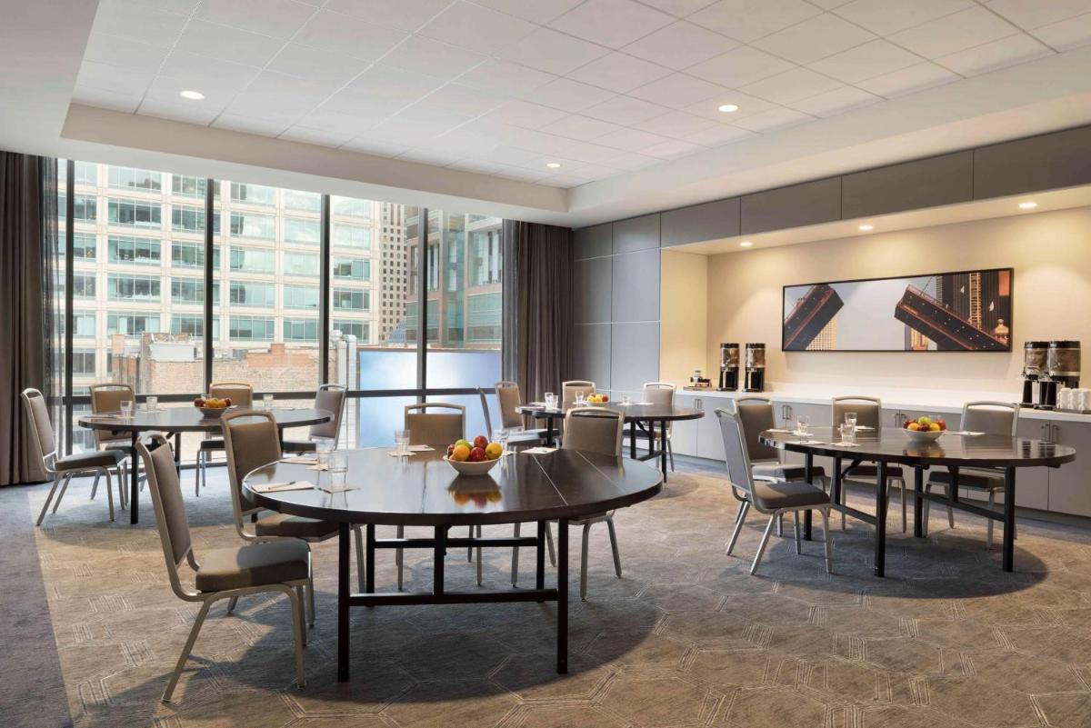 Homewood Suites by Hilton Chicago Downtown West Loop