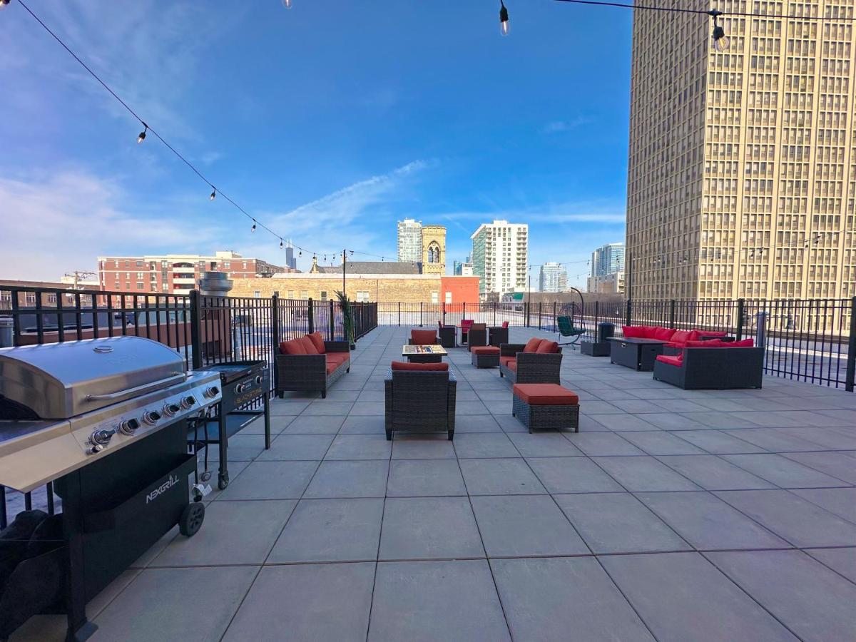 McCormick Patio skyline view 2b/2b with optional Parking for up to 6 people