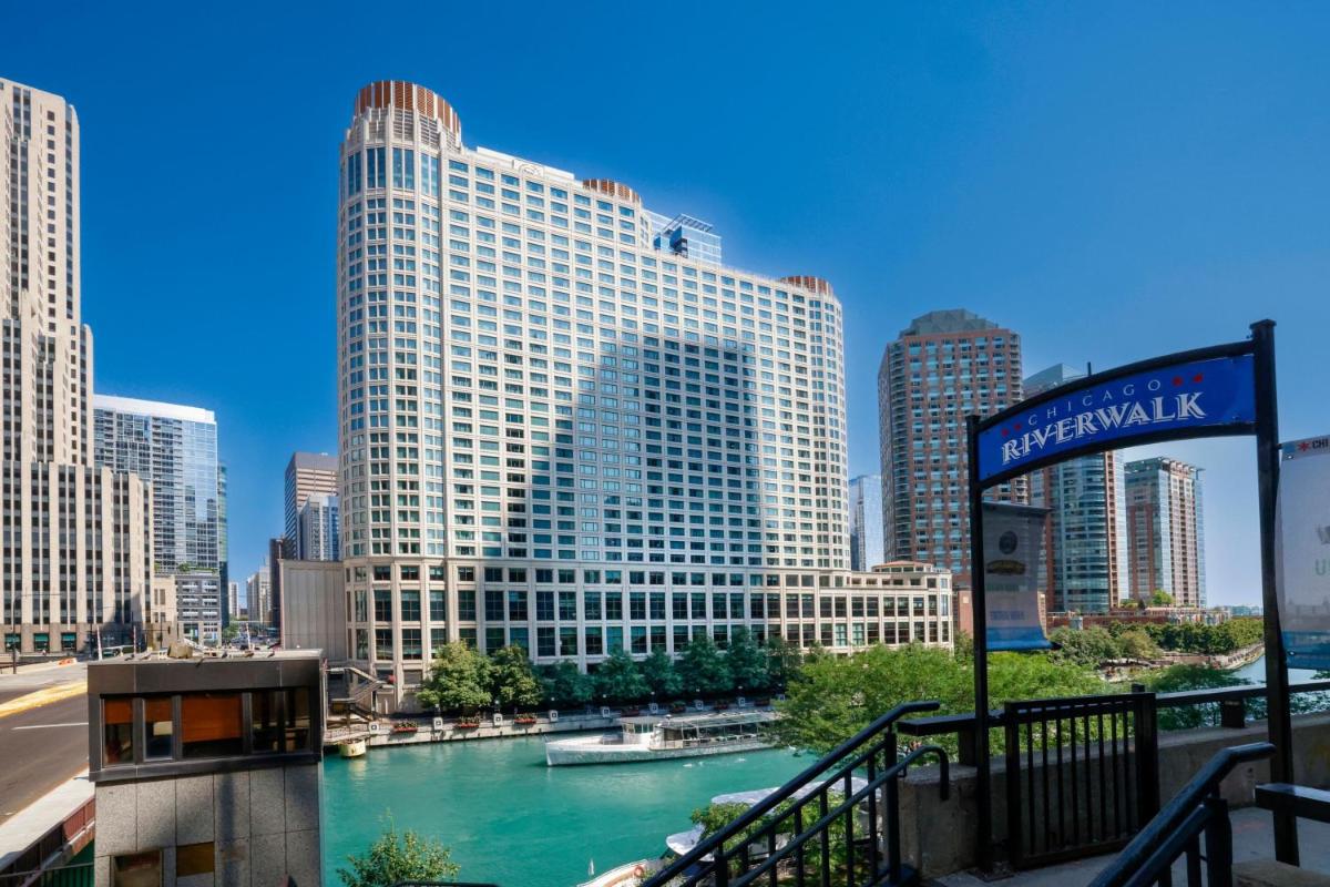 Sheraton Grand Chicago Riverwalk