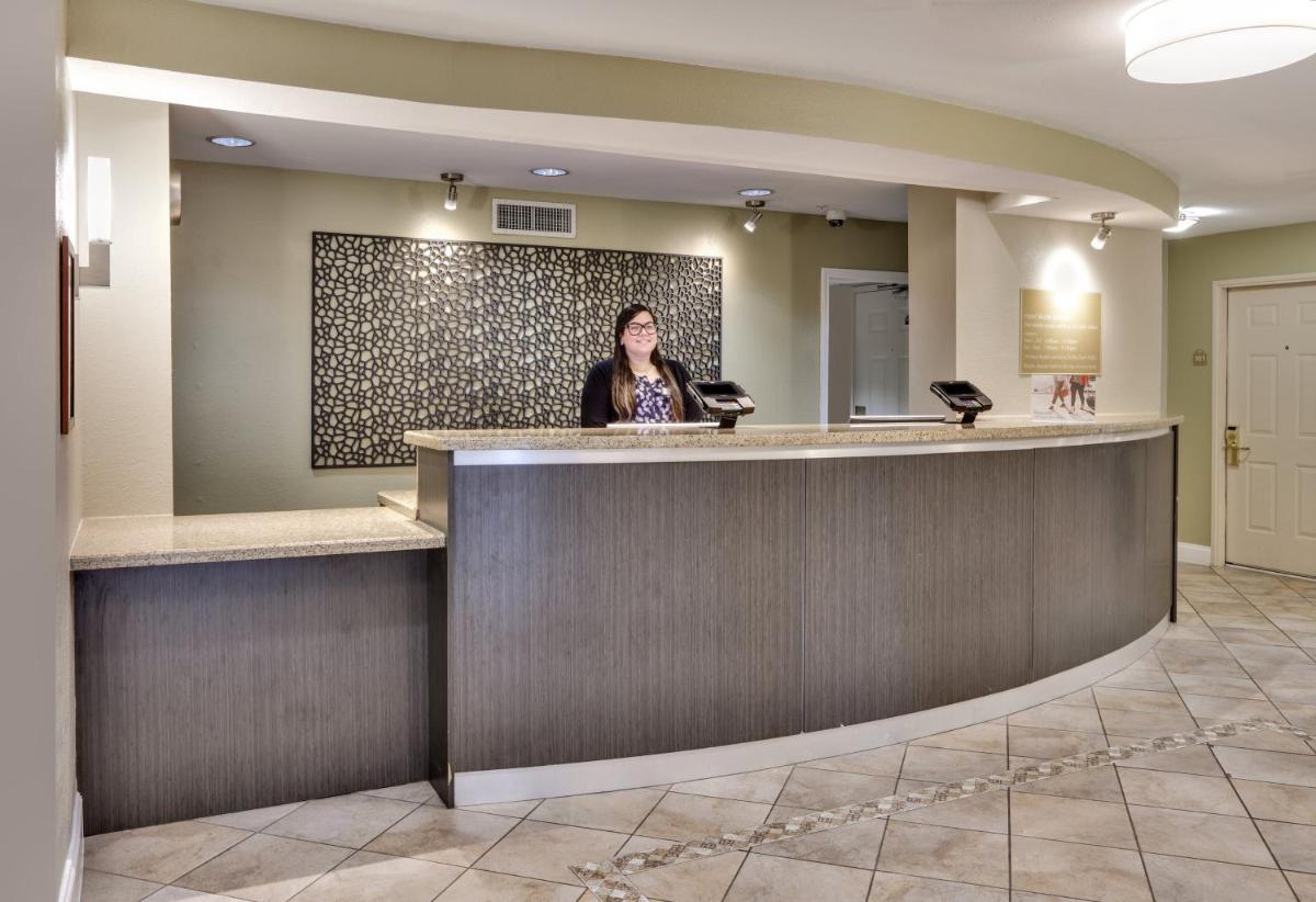 Candlewood Suites Dallas Market Center-Love Field, an IHG Hotel