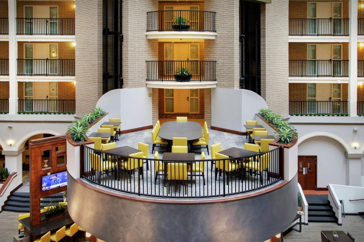 Embassy Suites Dallas – Park Central Area