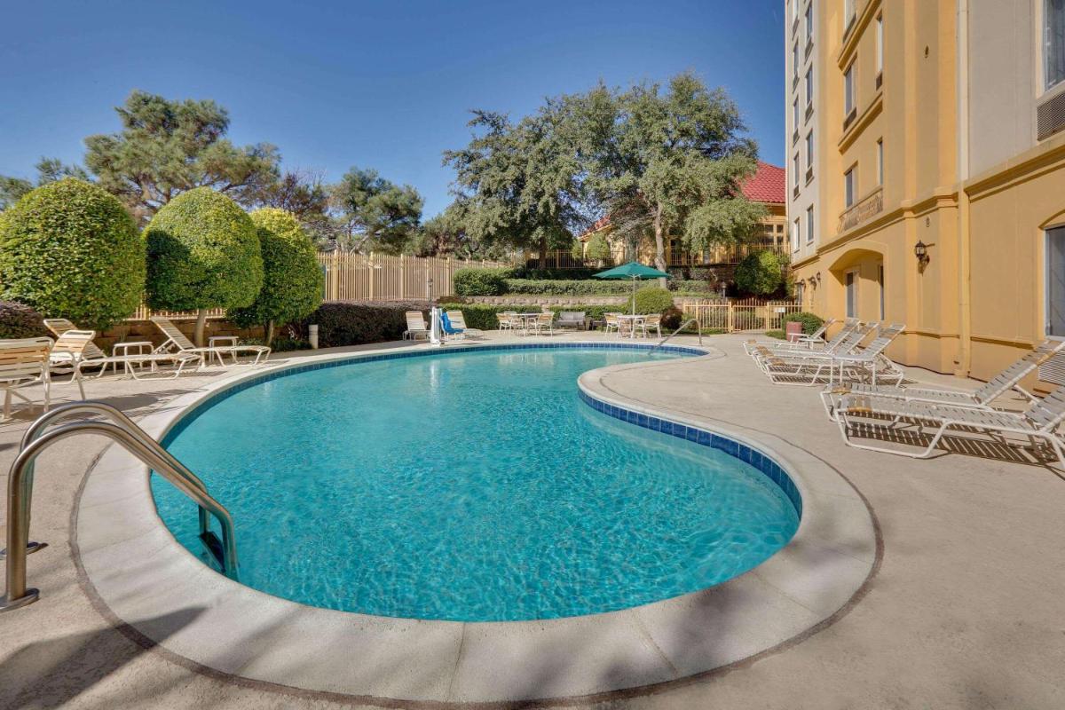 La Quinta by Wyndham Dallas North Central