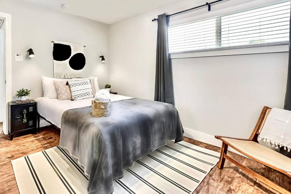 NEW – Near Deep Ellum + Downtown Dallas Flat