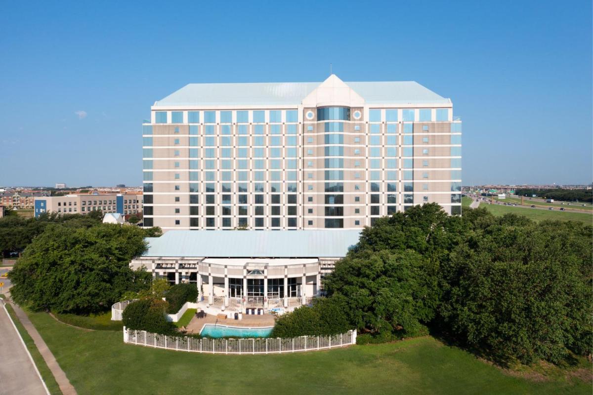 Renaissance Dallas North Hotel