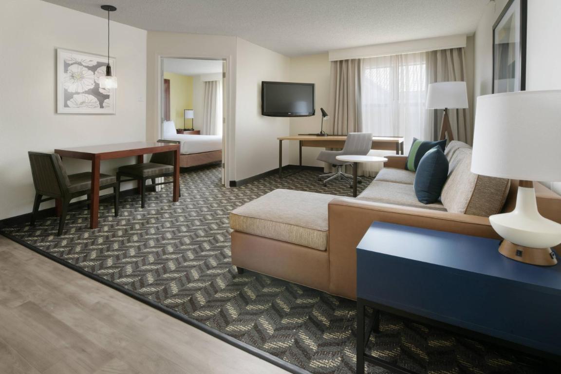 Residence Inn Dallas Addison/Quorum Drive