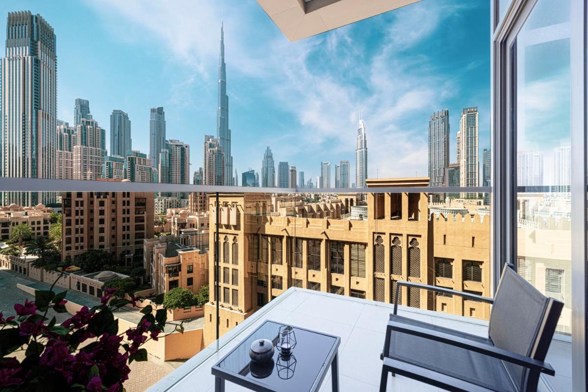 1Bedroom 2 beds Burj Khalifa Views- 5min Walk to Burj Khalifa