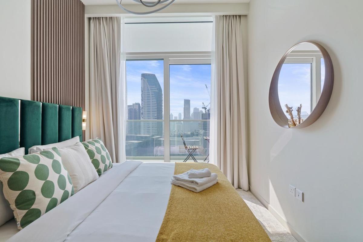 1br With Stunning Skyline Views Near Dubai Mall