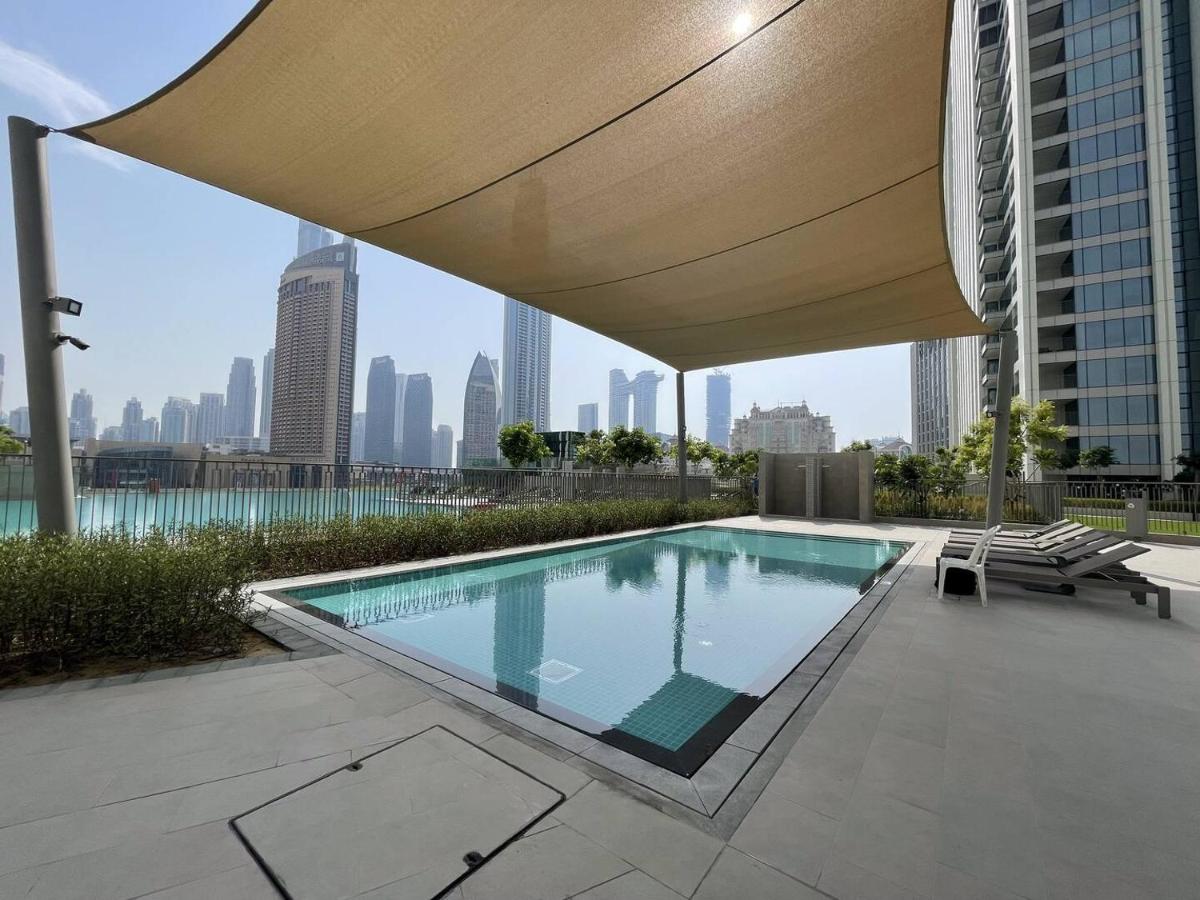 3br Facing Dubai Mall 5 Min Walk To Burj Khalifa