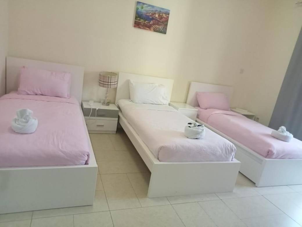 Amazing apartment 2 bed rooms in Tecom 6 pax