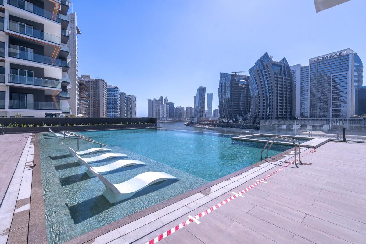 Azure accents apartment with Burj Khalifa view