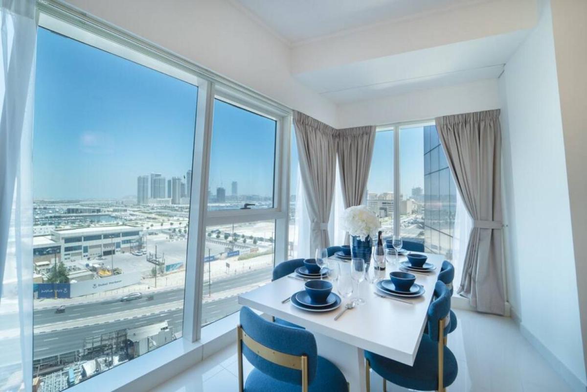 Blue dream apartment with Harbour view in Dubai Marina