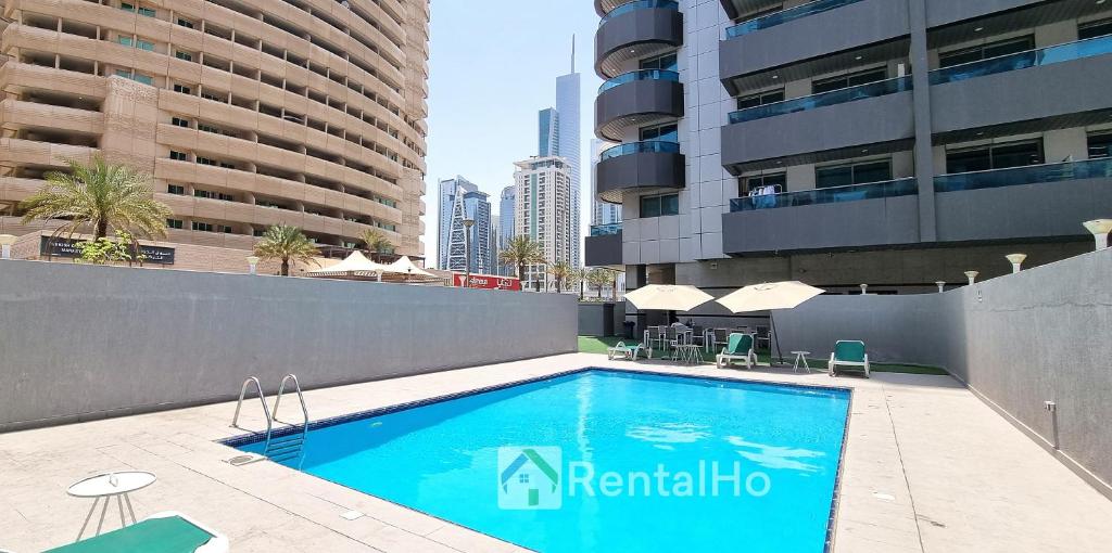 Cool Studio near to Metro & Beach in Dubai Marina