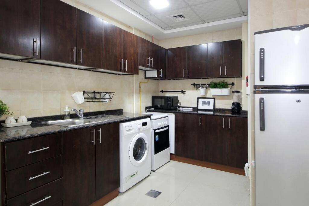 Effortless Elegance Studio Apartment, Dubai