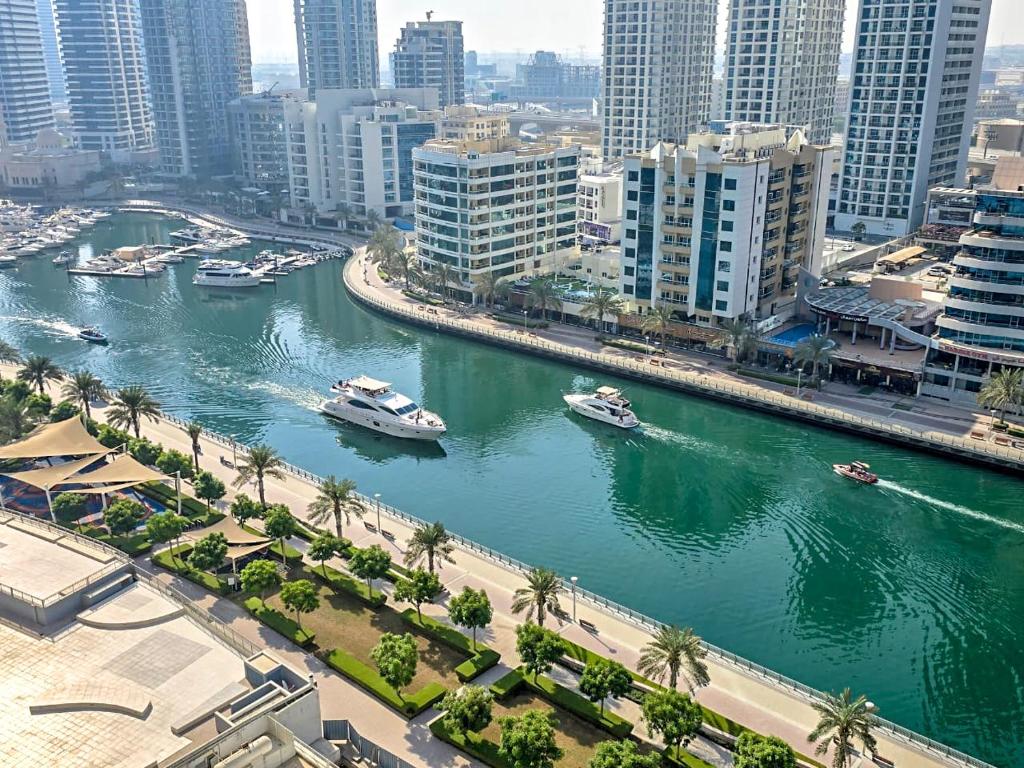 Elegant 2 Bedroom Apartment in Dubai Marina- Just 1 Min walk from JBR Beach