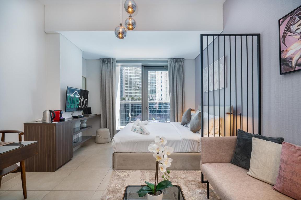 Elegant Studio Sparkle Tower JBR by Suiteable