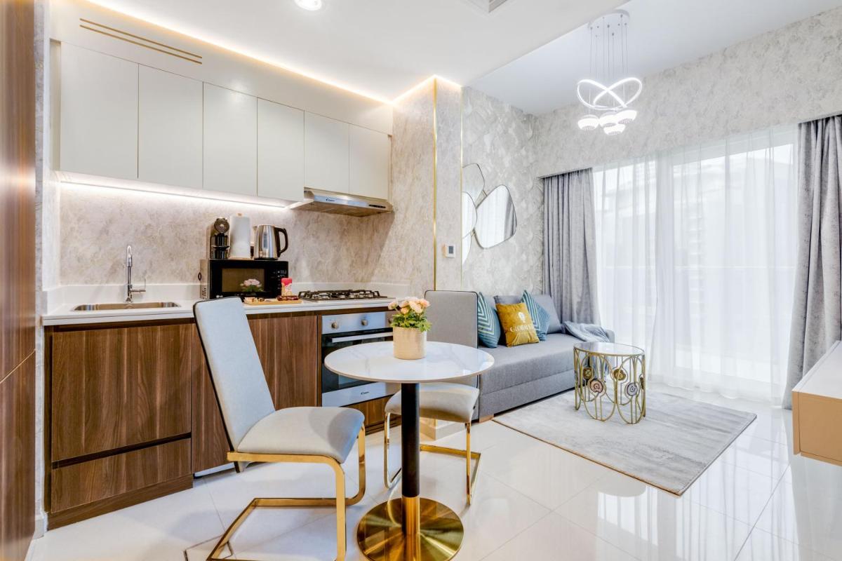 GLOBALSTAY. Luxury Apartments Near The Dubai Canal