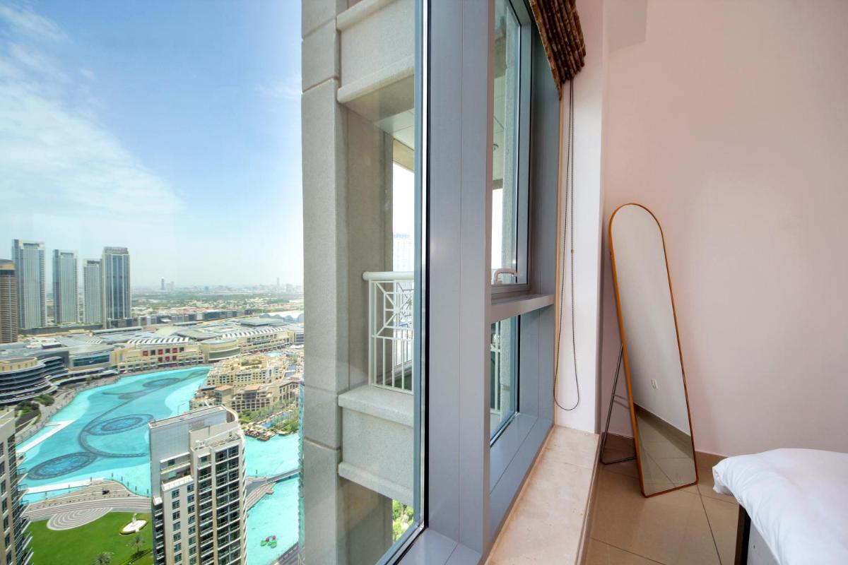 Iconic 2BHK with Burj and Fountain view in 29 Boulevard Downtown- Truebleu Vacation homes