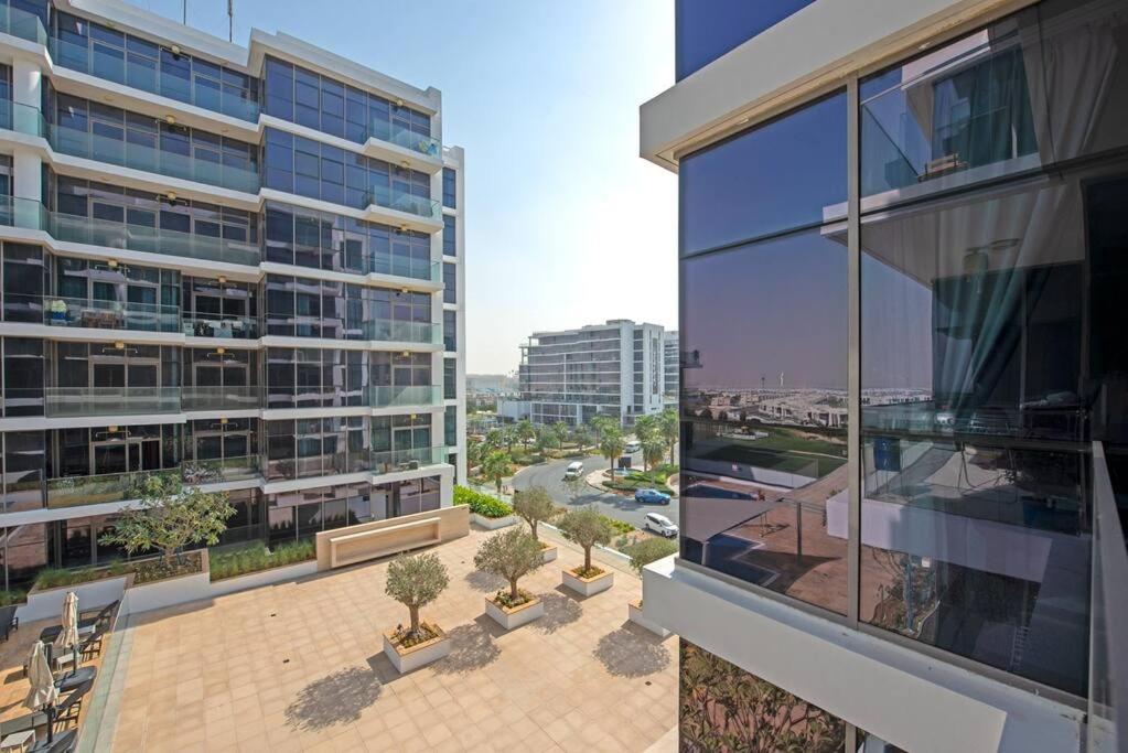 Lovely 1bedroom Damac Hills surrounded by green