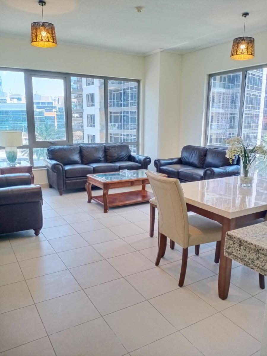 Luxury 1-BR APT Near Burj Khalifa And Dubai Mall