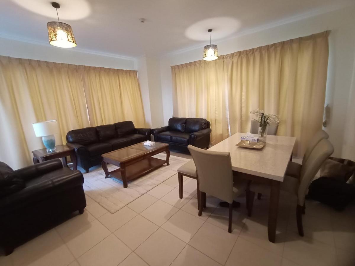 Luxury 1-BR APT Near Burj Khalifa And Dubai Mall