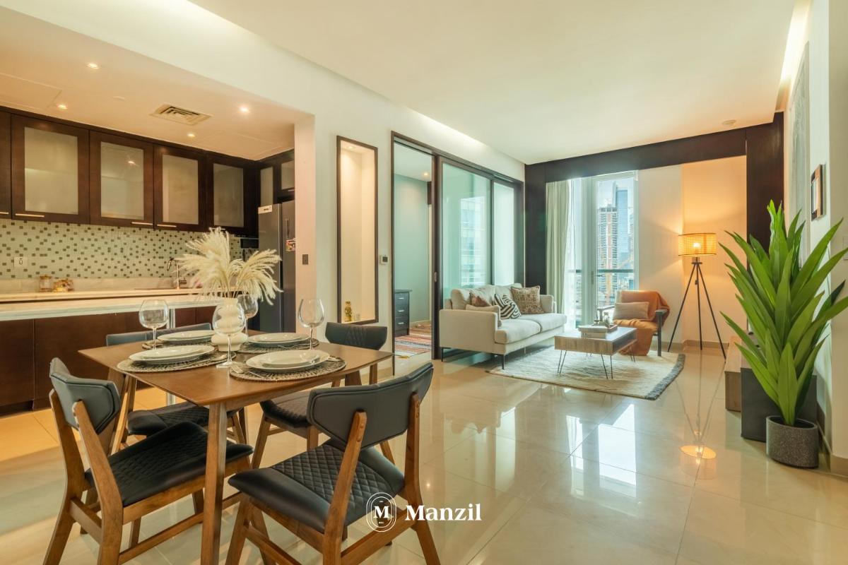 Manzil – 1BR in Business Bay with Canal View, Close to Burj & Dubai Mall