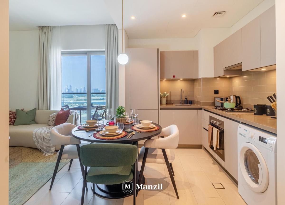 Manzil – 2BR Apt in Sobha Creek with Burj View