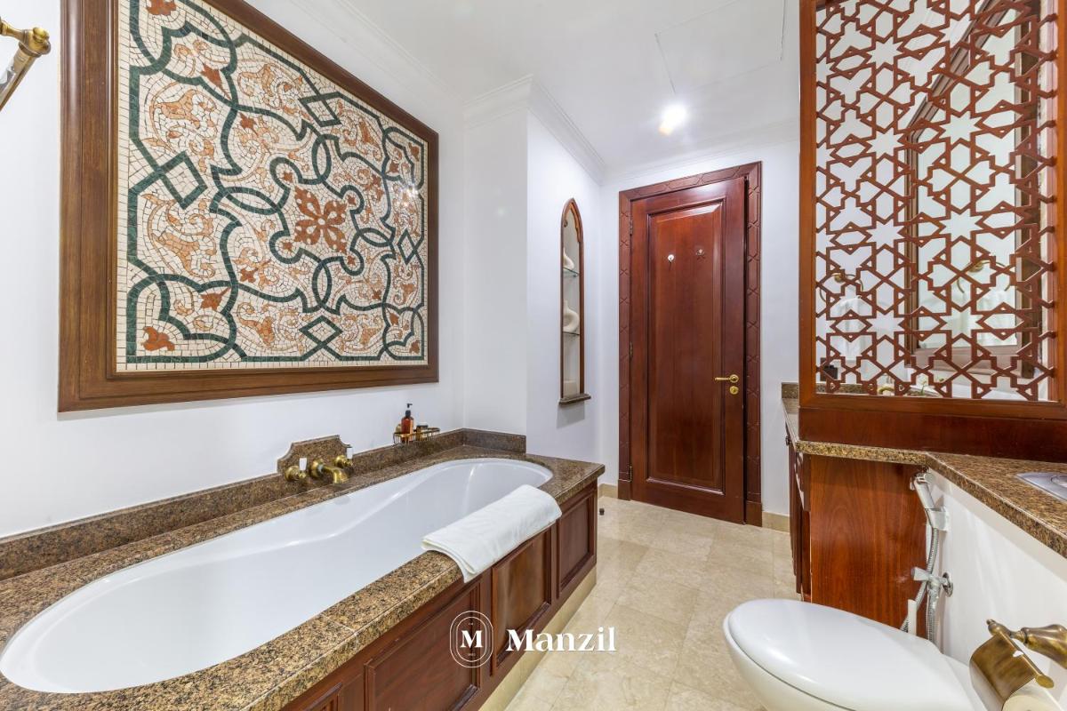 Manzil – Cozy 2BR Penthouse with Private Terrace and Full Burj View in Downtown