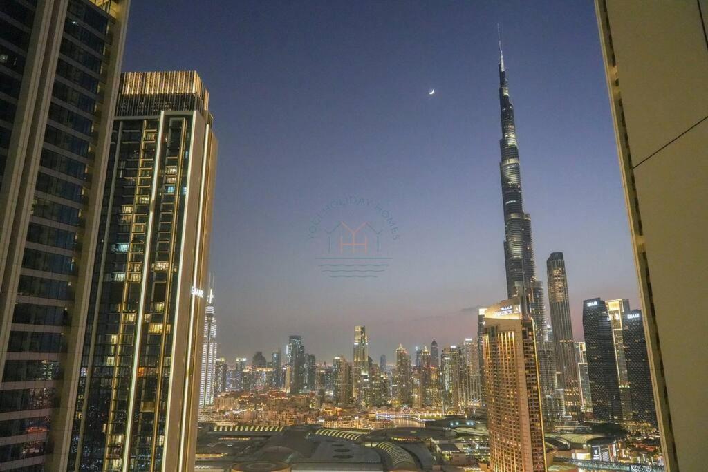 Modern 2BR Apartment with Stunning Dubai Fountain