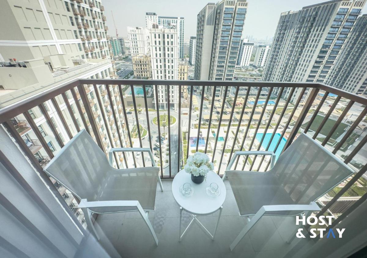 Modern 2BR at Collective, Dubai Hills