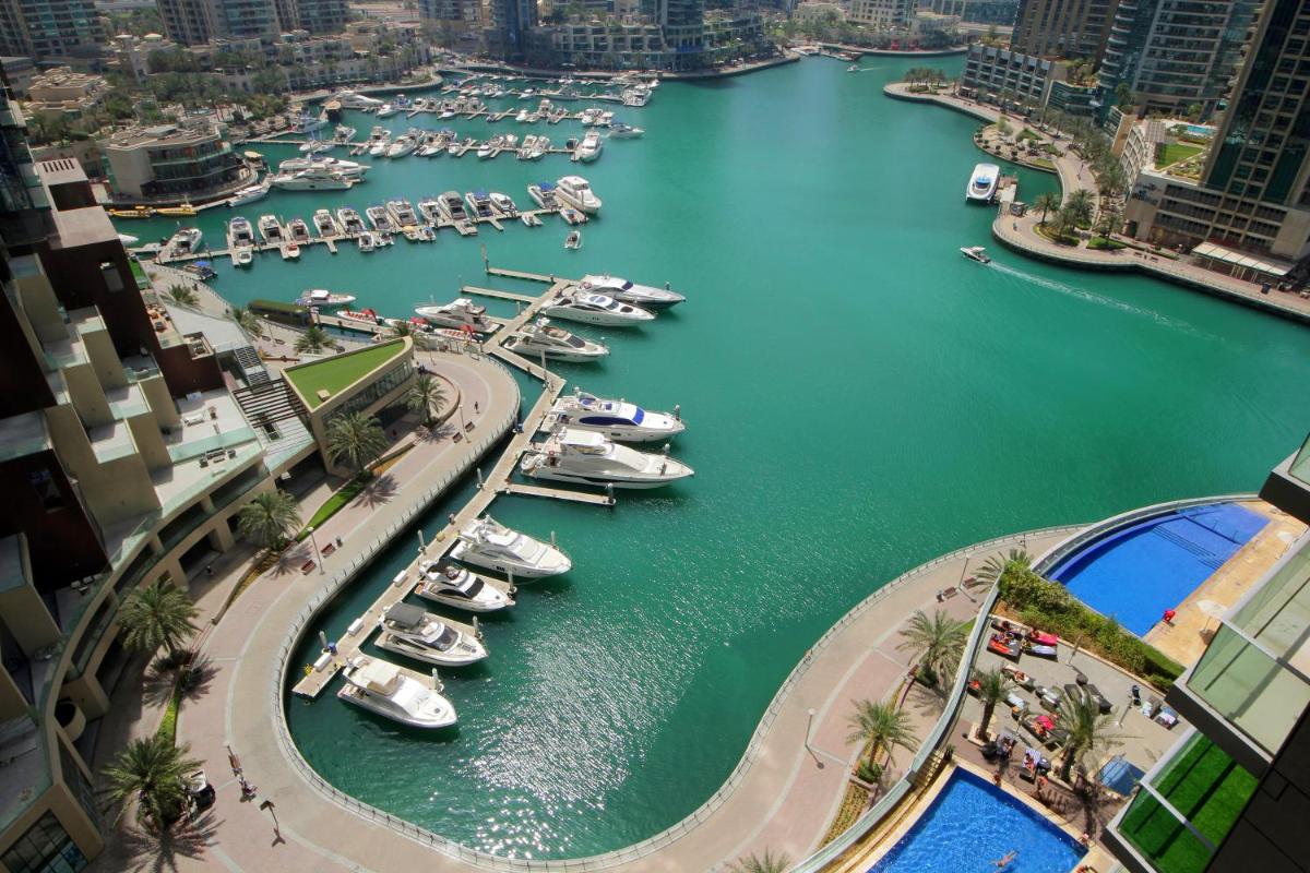 Panoramic Marina View 2BR Suite Damac Heights