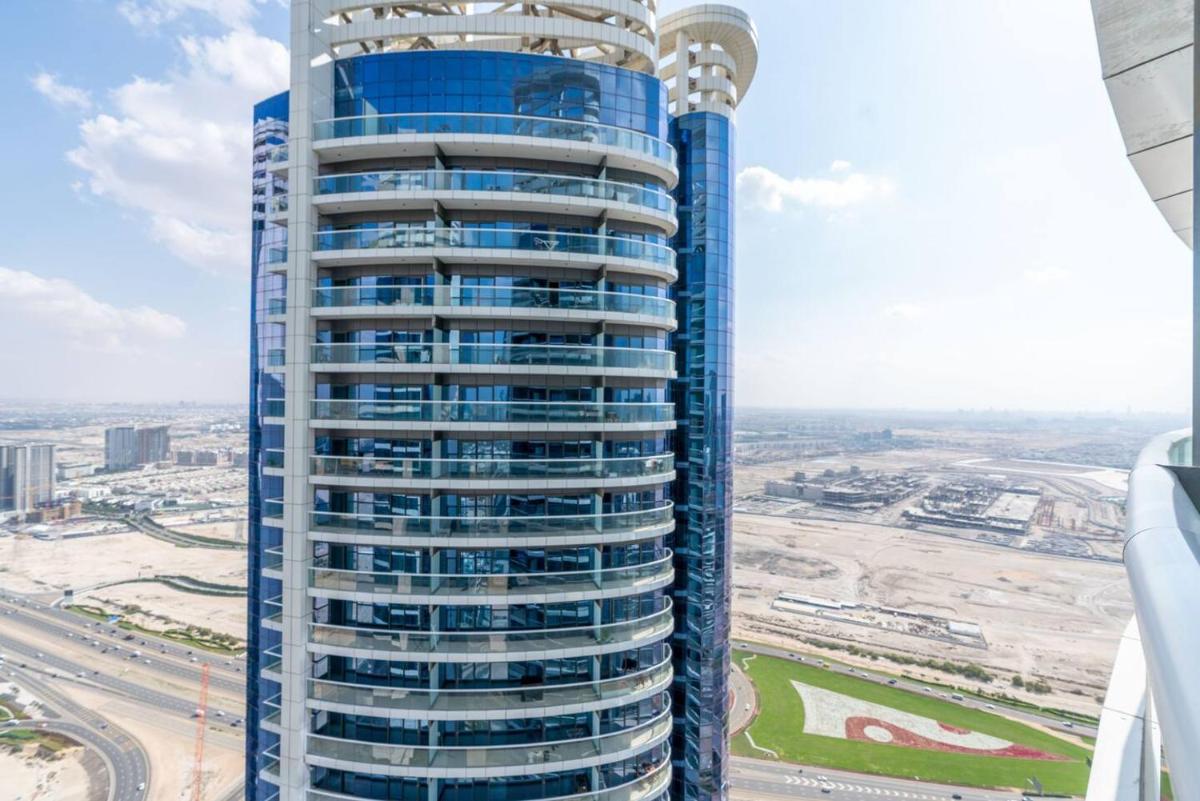 Paramount Towers – Elegant Home