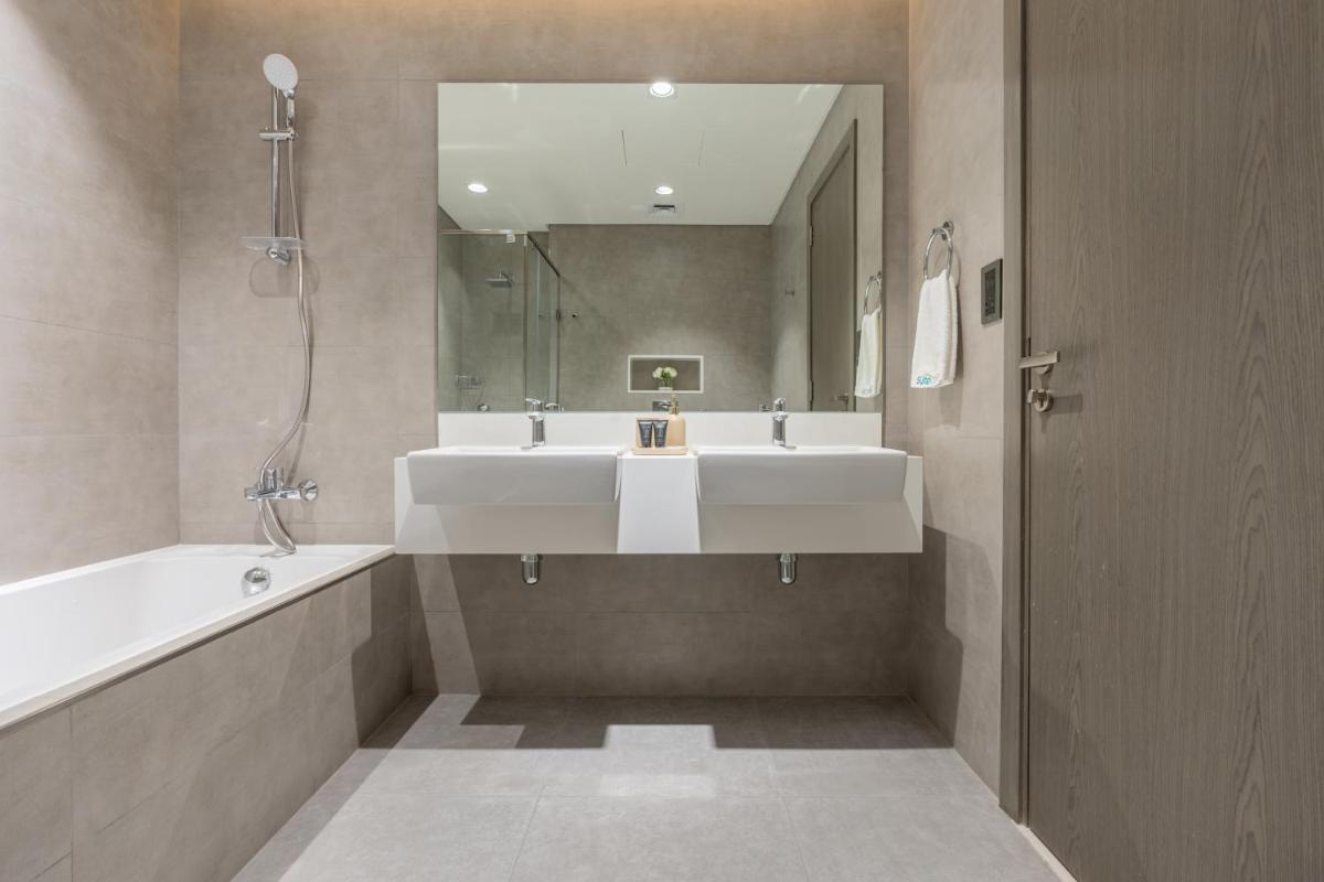 Image 2 of Serene and sophisticated Lagoon Living – Suiteable