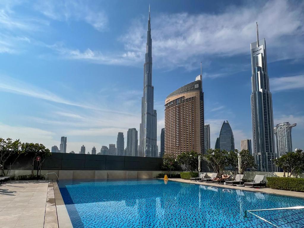 Skylight Two Bedroom Downton Views 1 Direct access to Dubai Mall