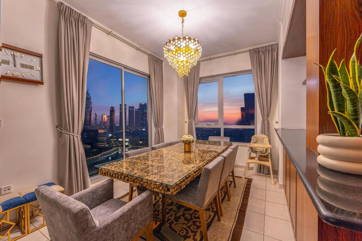 Spectacular Burj & Fountain View – Luxurious 3 Bedrooms & Maids room – The Residences