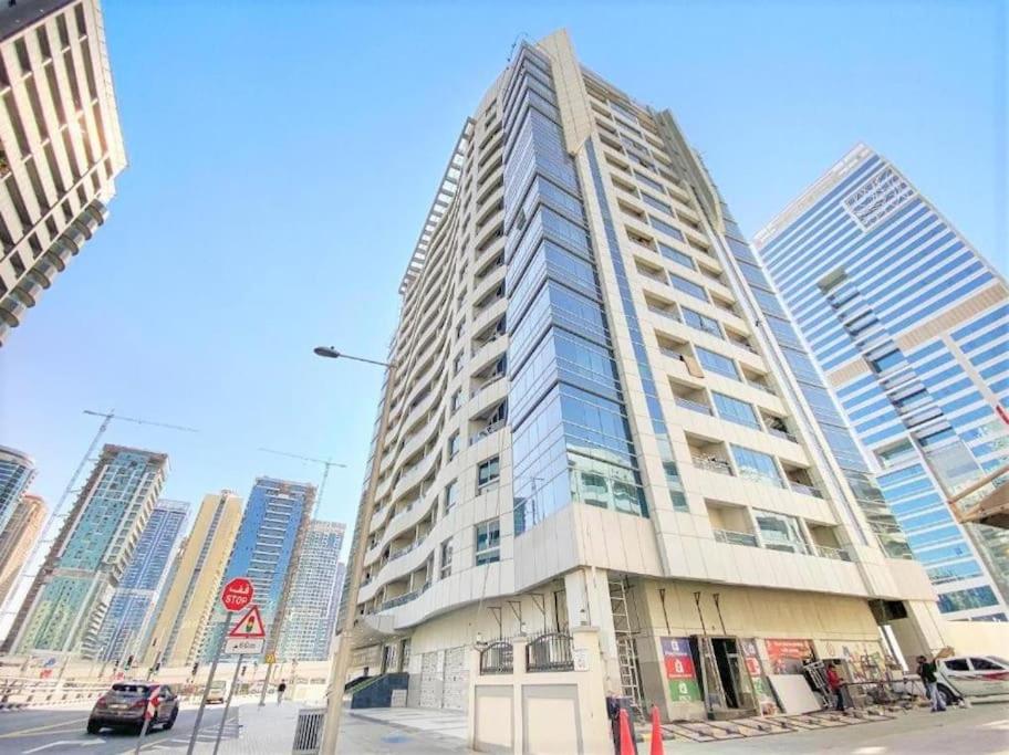 Studio Marina 7min from JBR, Near Transport