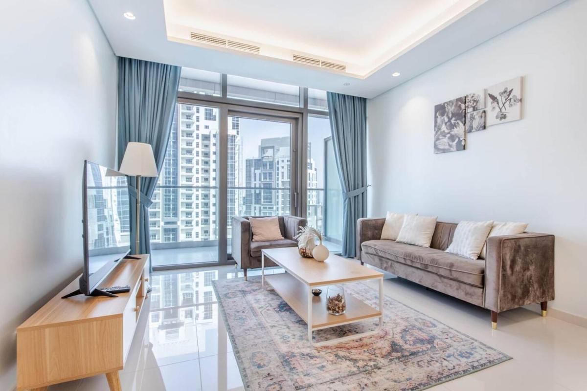 Stunning 2br With Burj Views Infinity Pool