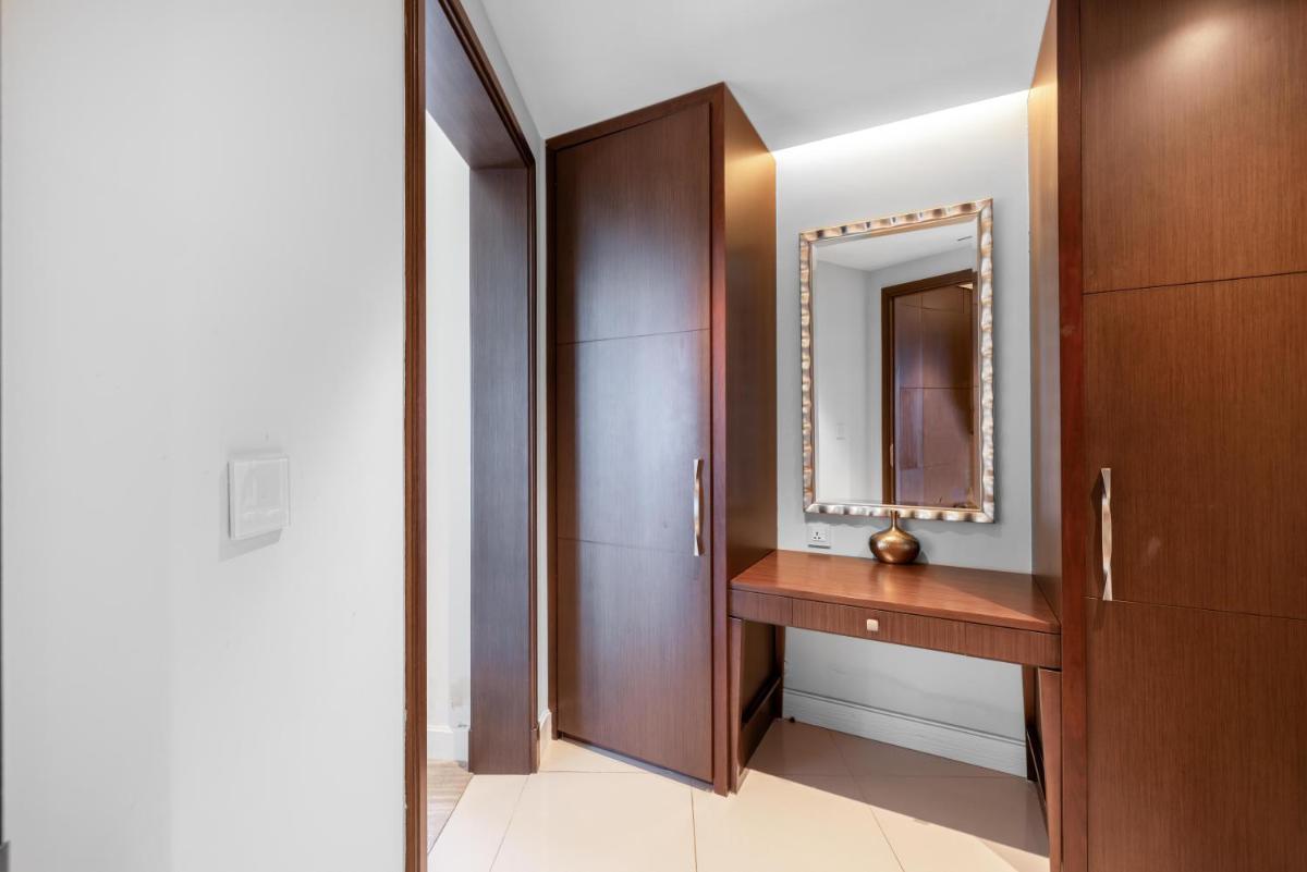 The Address Fountain Views Residence 2 Bedroom with Burj Khalifa view and access to Dubai mall