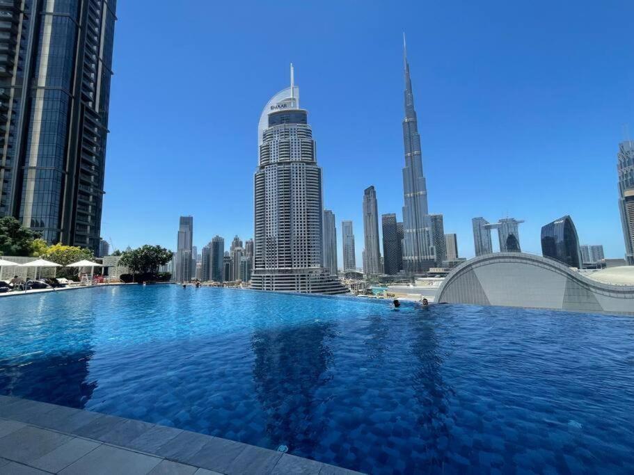 The Address Fountain Views Residence 2 Bedroom with Burj Khalifa view and access to Dubai mall