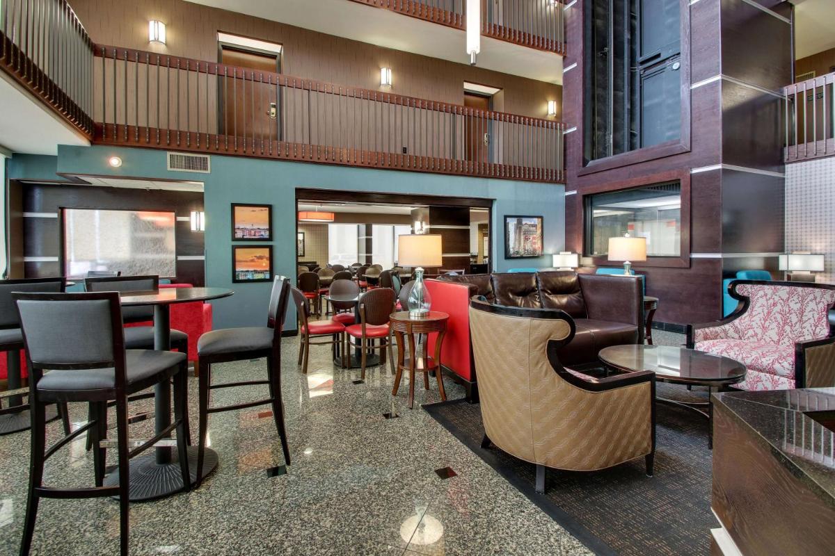 Drury Inn & Suites Houston Galleria