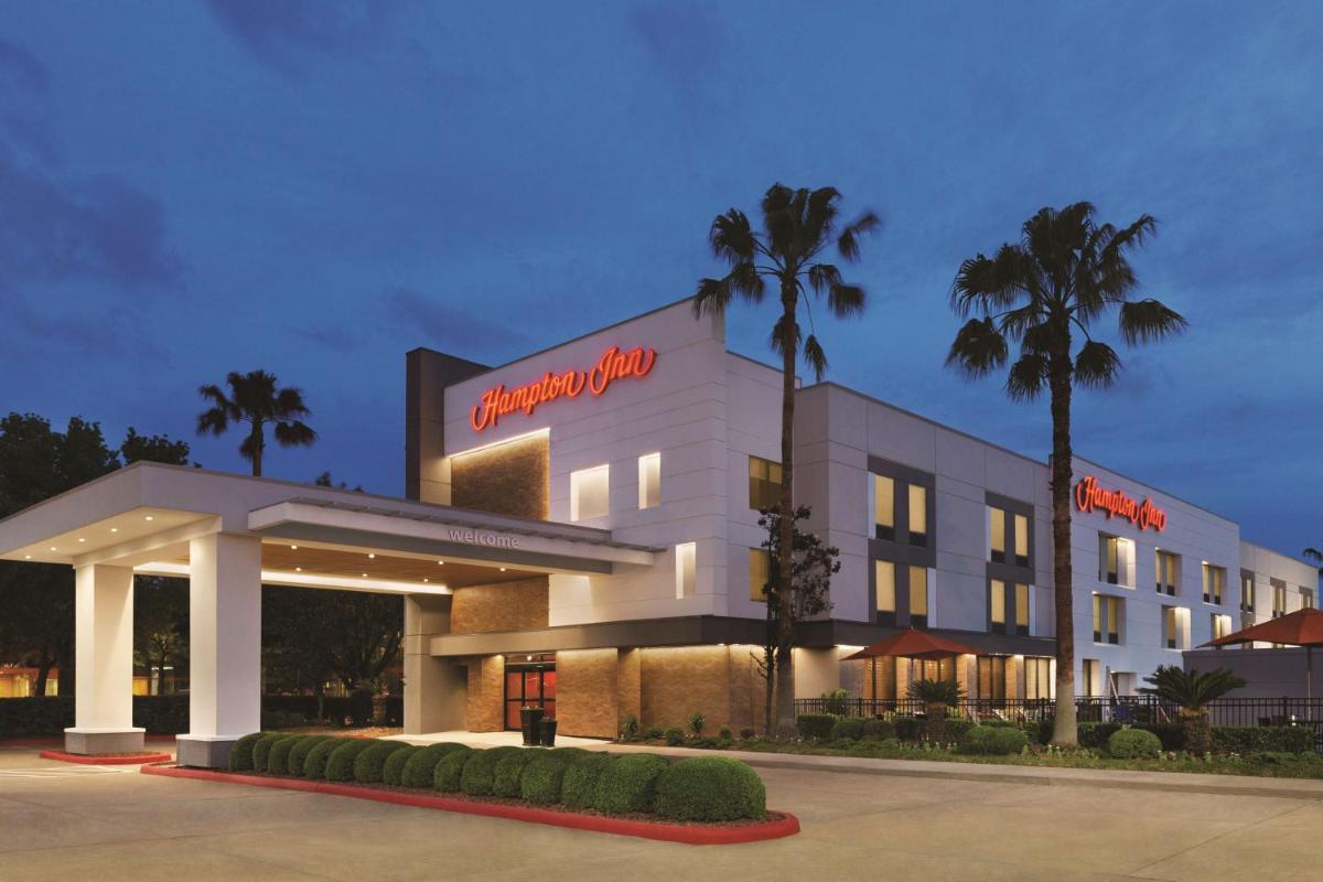 Hampton Inn – Houston/Brookhollow