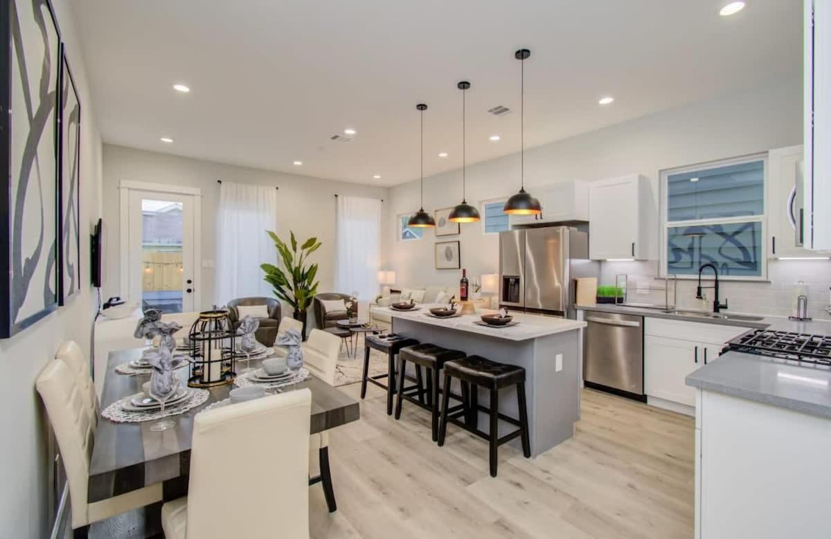 Heart of Houston – Modern 3BD Open-Concept