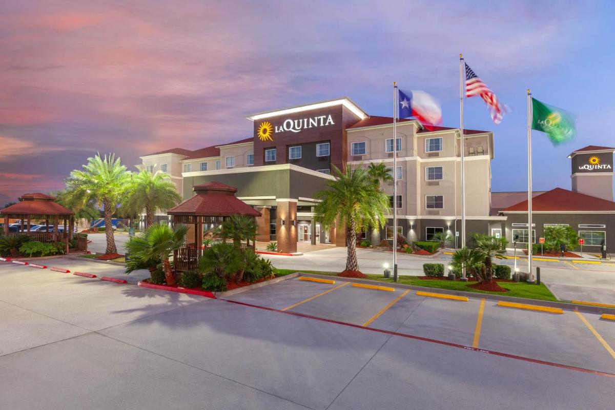 La Quinta by Wyndham Houston Channelview