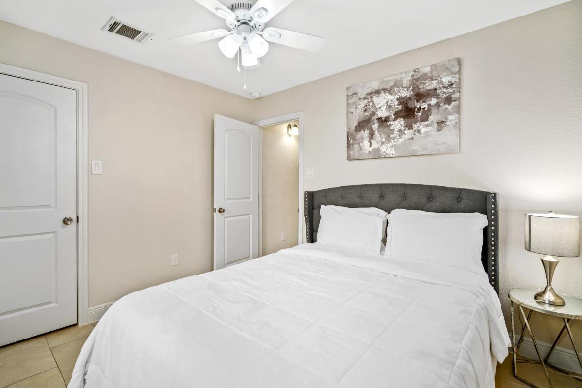 Opulent, Luxurious & Modern APT 7 Min From TX Med Center