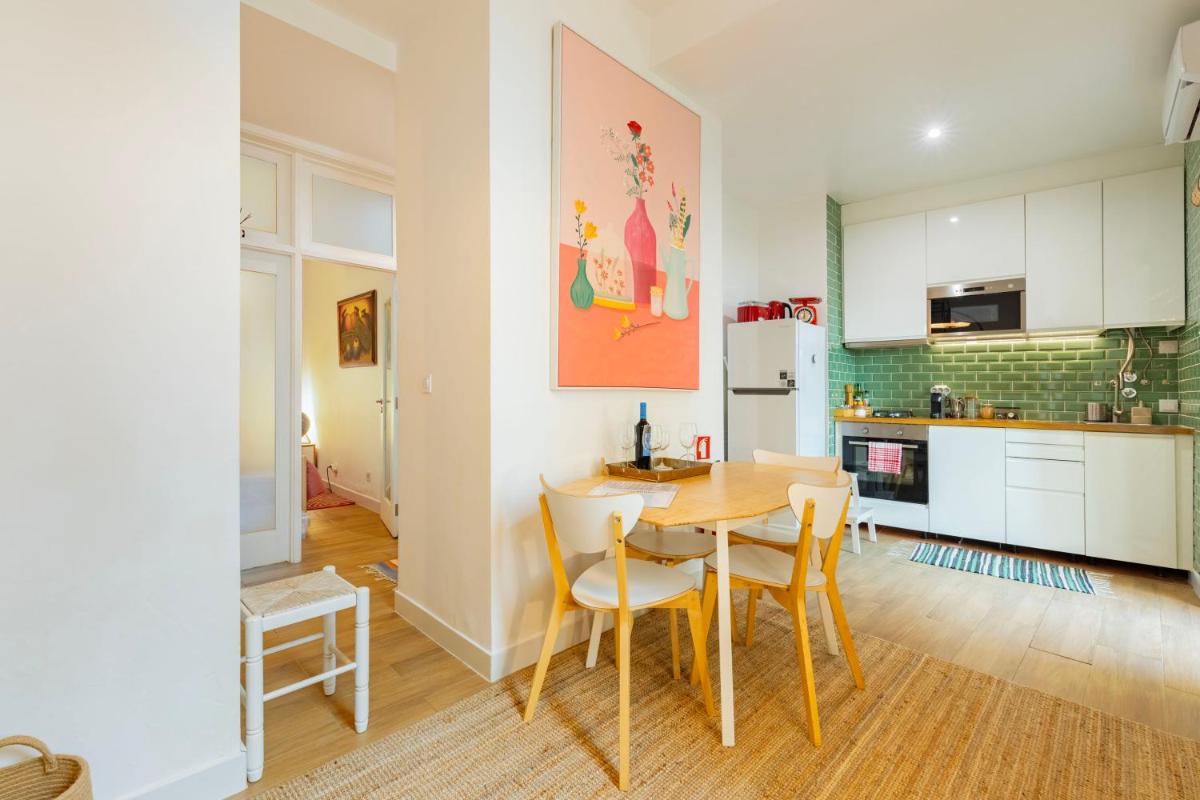 Lisbon Intendente Terrace Apartment with BBQ