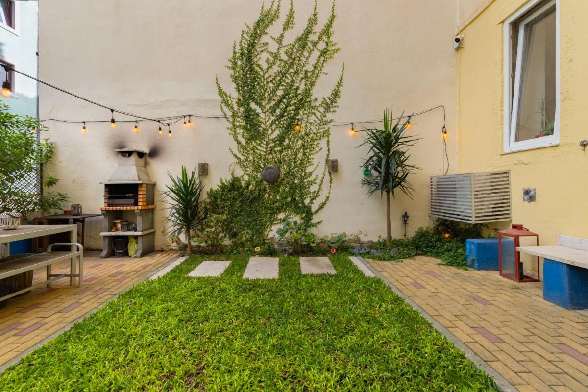 Lisbon Intendente Terrace Apartment with BBQ