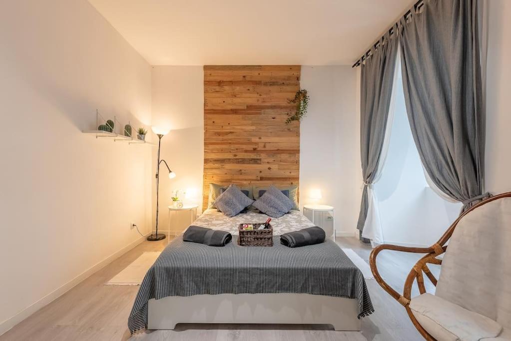 Modern Rustic Apartment in Graça