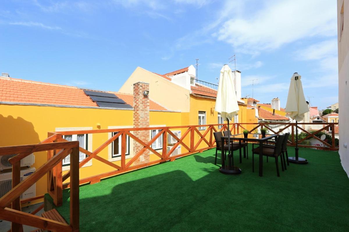 Sao Jorge Apartments & Suites